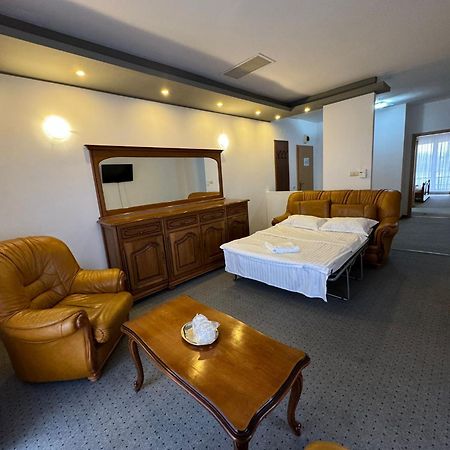 Hotel Vestem Екстериор снимка