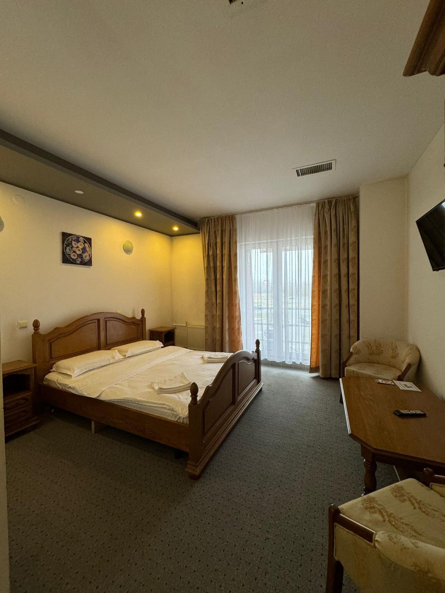 Hotel Vestem Екстериор снимка