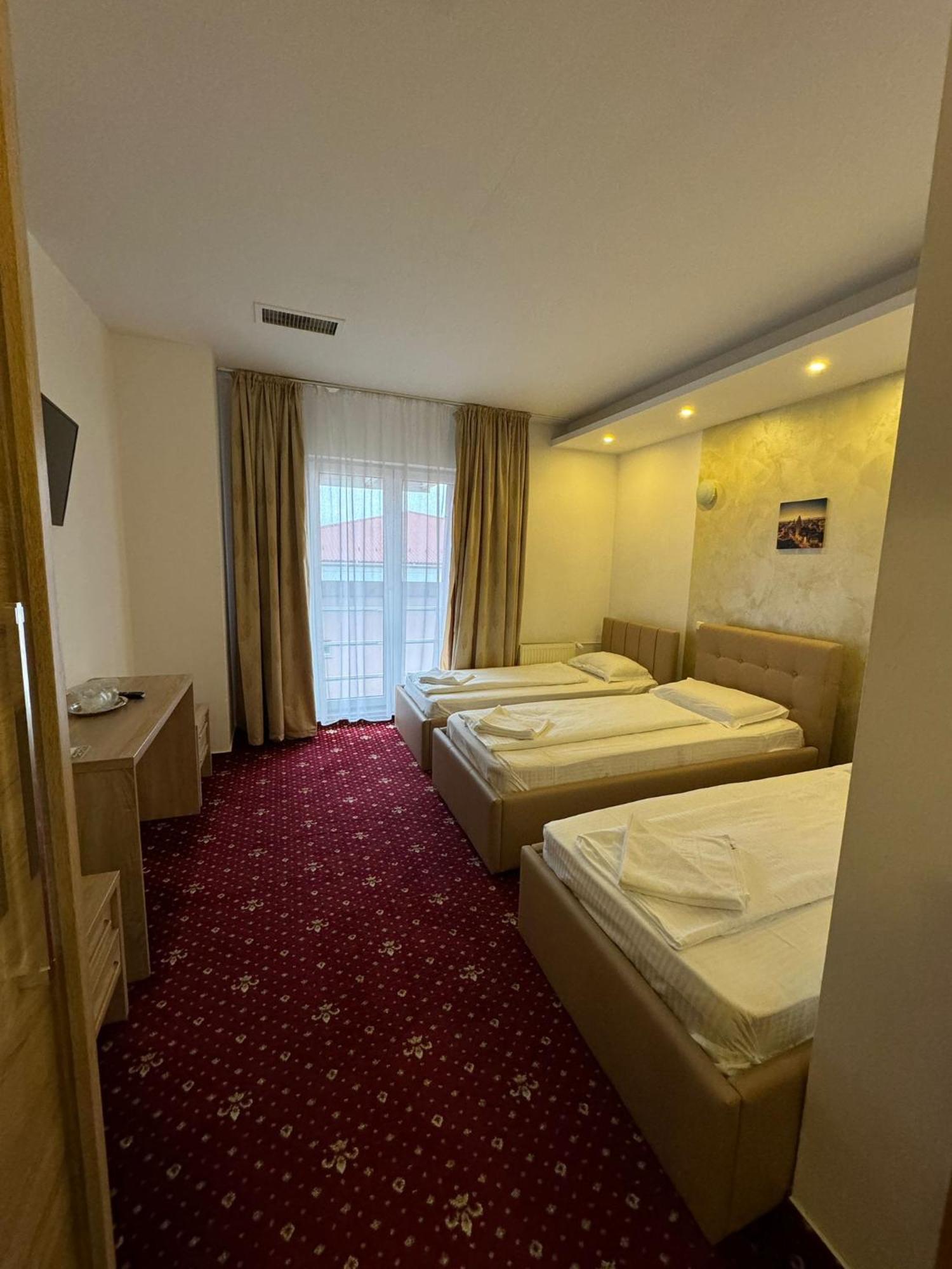 Hotel Vestem Екстериор снимка